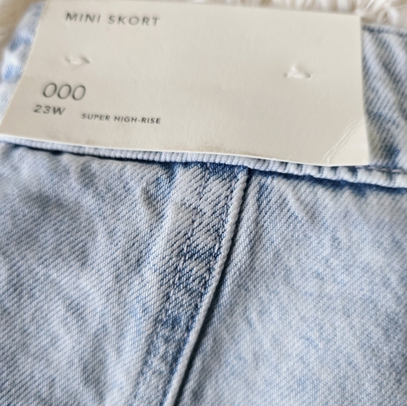 Light Wash Denim Super HIgh Rise Pleated Mini Skort size 23W - Picture 4 of 6